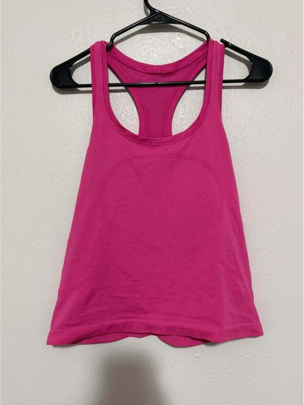 Lululemon swiftly tech tank top race length size 8